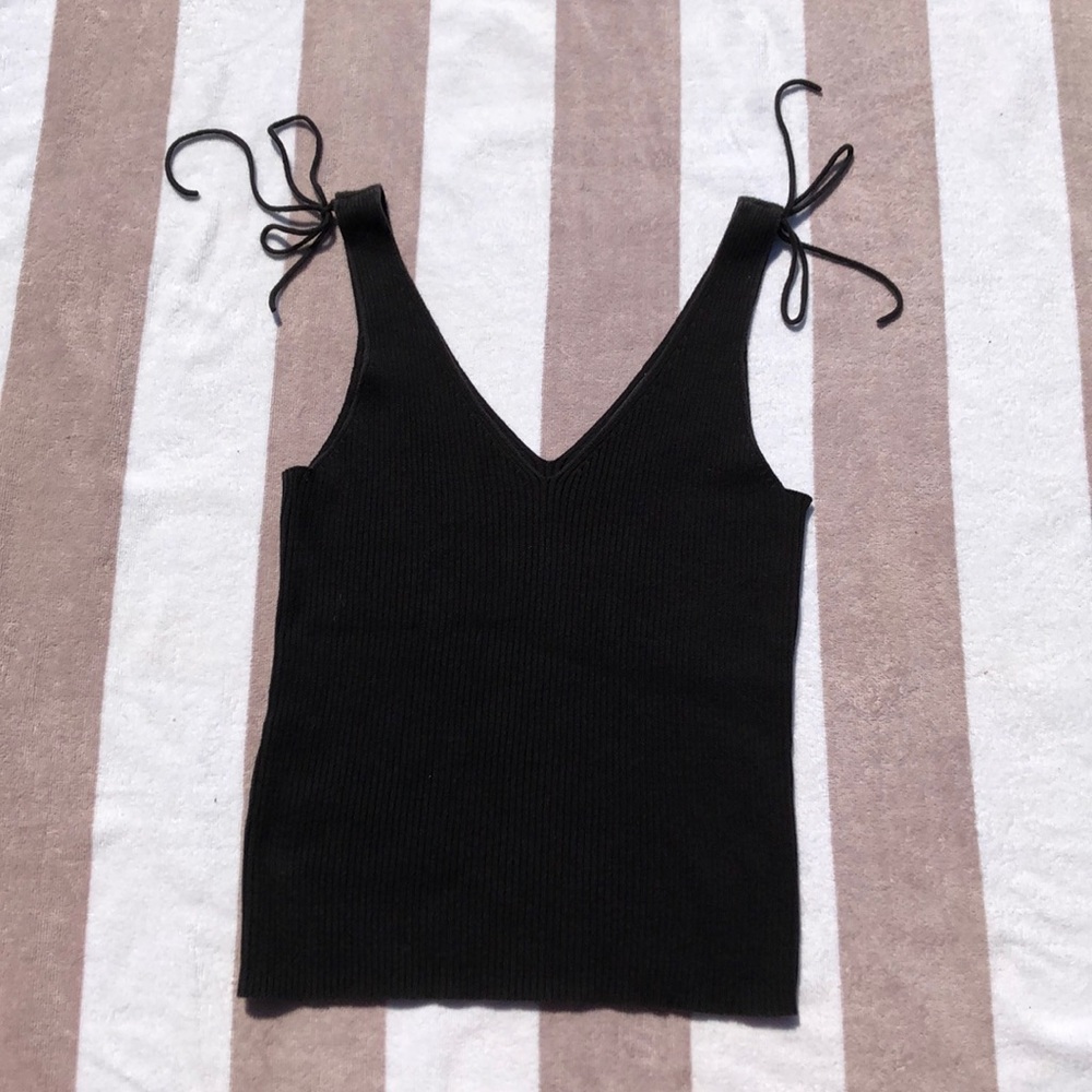Women’s EXPRESS Black Knit Tank top